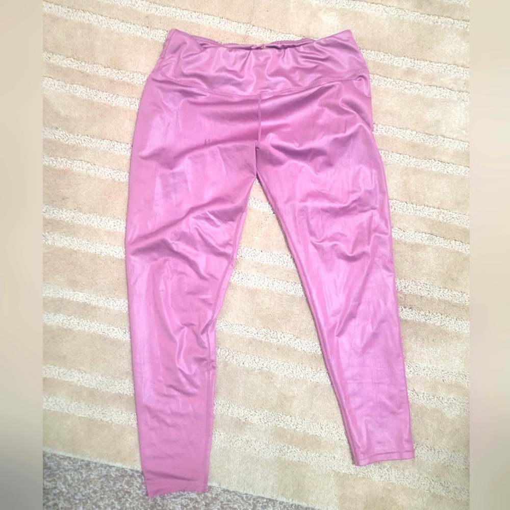 PINK LEGGINGS